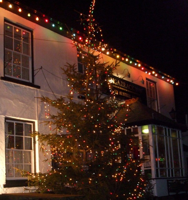 Angarrack Inn and Christmas Tree Angarrack Inn and Christmas Tree