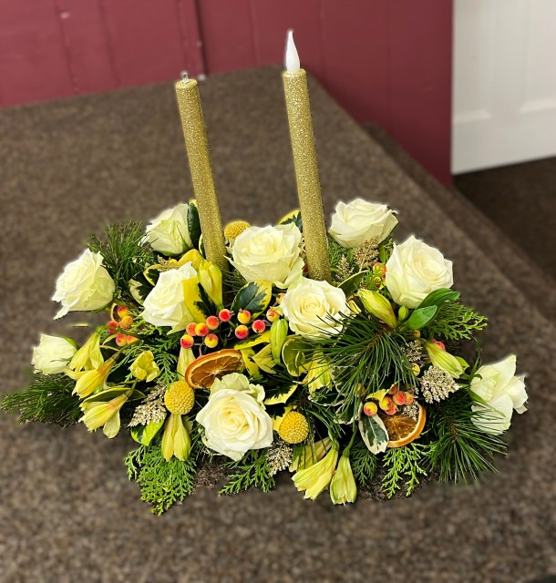 Flower arranging led by Lynne Christmas 2025 - photo 7 Flower arranging led by Lynne Christmas 2025 - photo 7